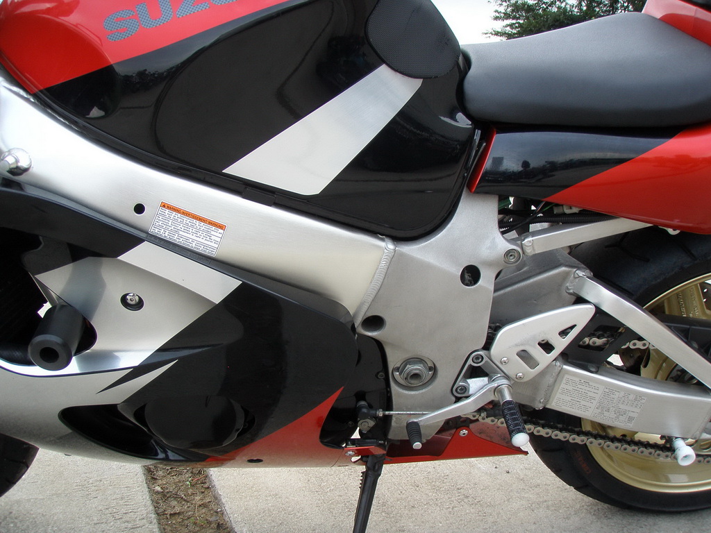 Купить мотоцикл Suzuki GSX-R750 1998 фото 13